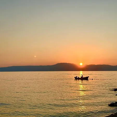 Litus Apartment Njivice